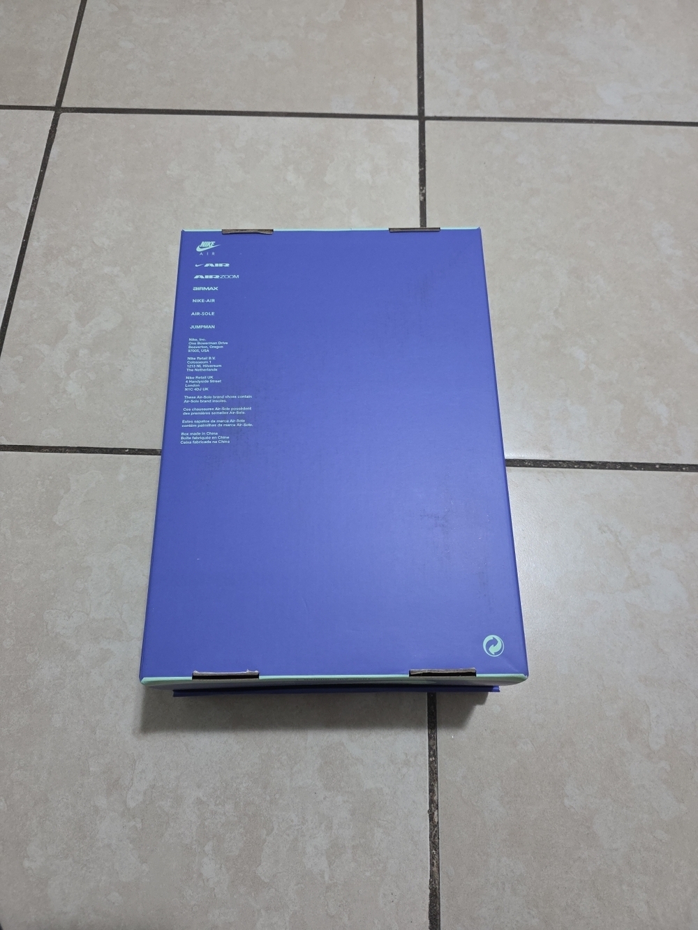 Empty Shoe Box - Picture 4 of 5